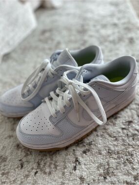 Nike Women’s Low-Top Sneakers in White and Light Gray with Gum Sole